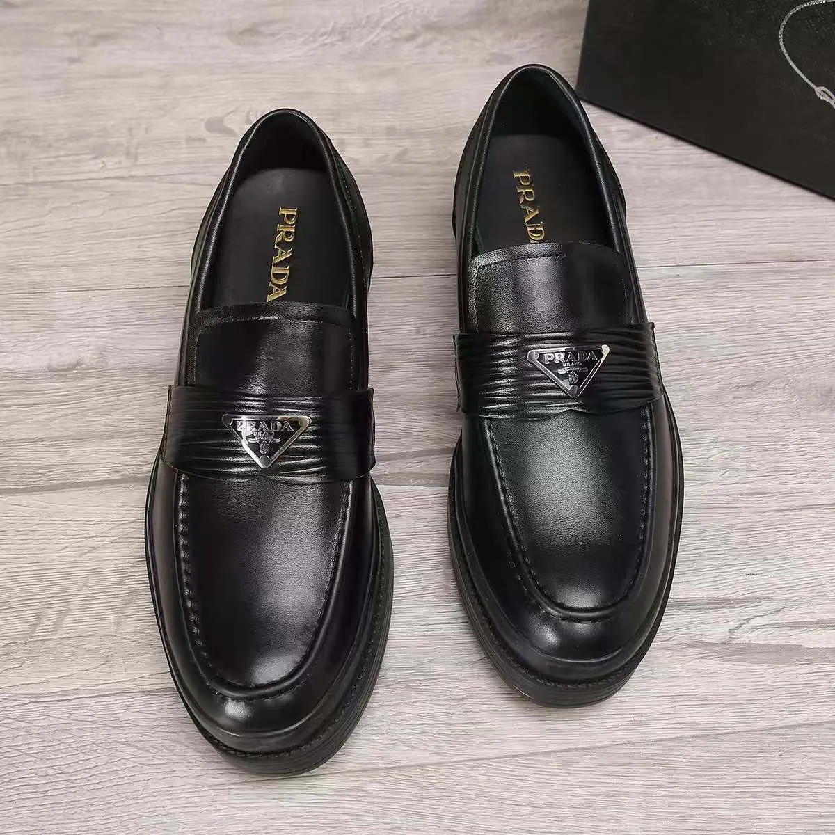 Men's shoes 💰540 💰💰🎩🎩【Prada】Counter 1:1⬆️original reproduction, absolute quality🆗Original outsole, high-quality imported rubber, wear-resistant and non-slip, never degummed, upper material: imported first-layer cowhide➕anti-slip foam outsole, official website material, lining material: water-dyed leather lining, 3 colors available! Code number 38-45